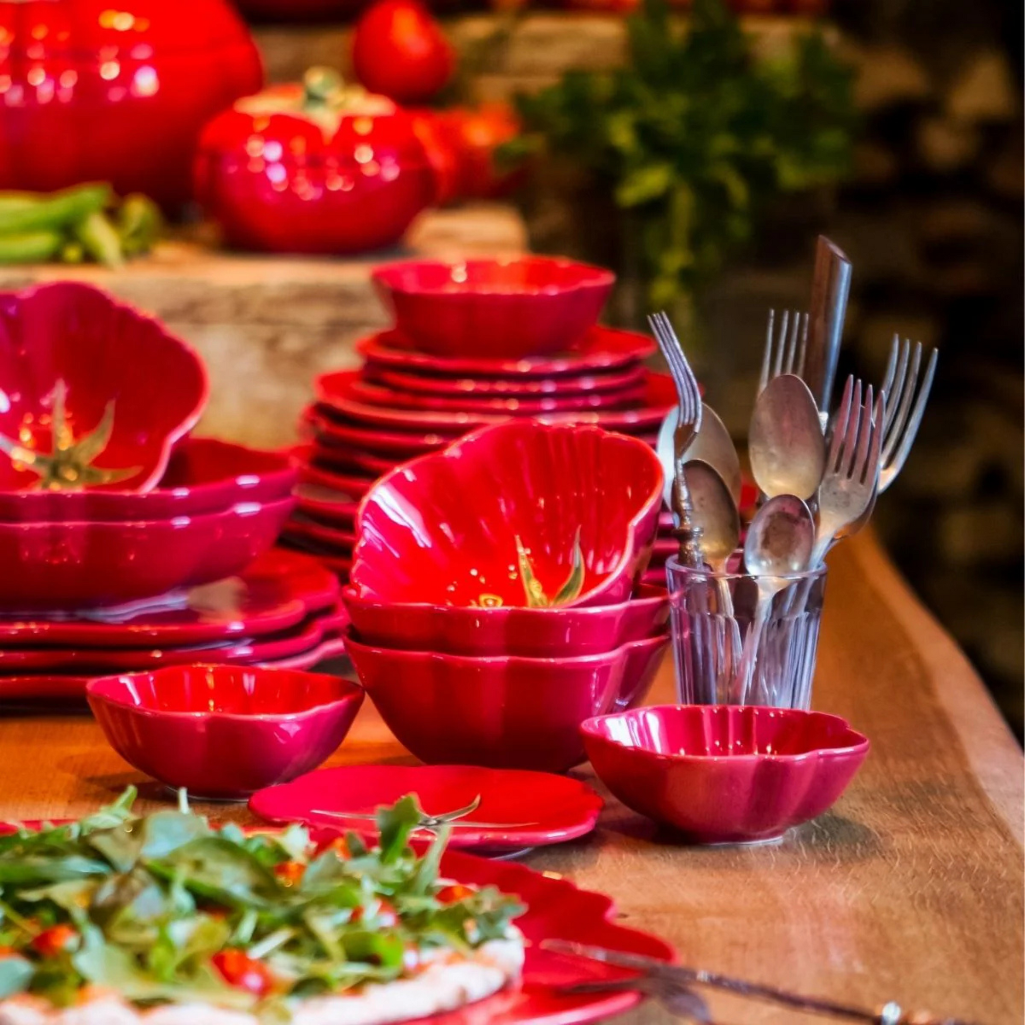 Bordallo Tomato Bowl 16