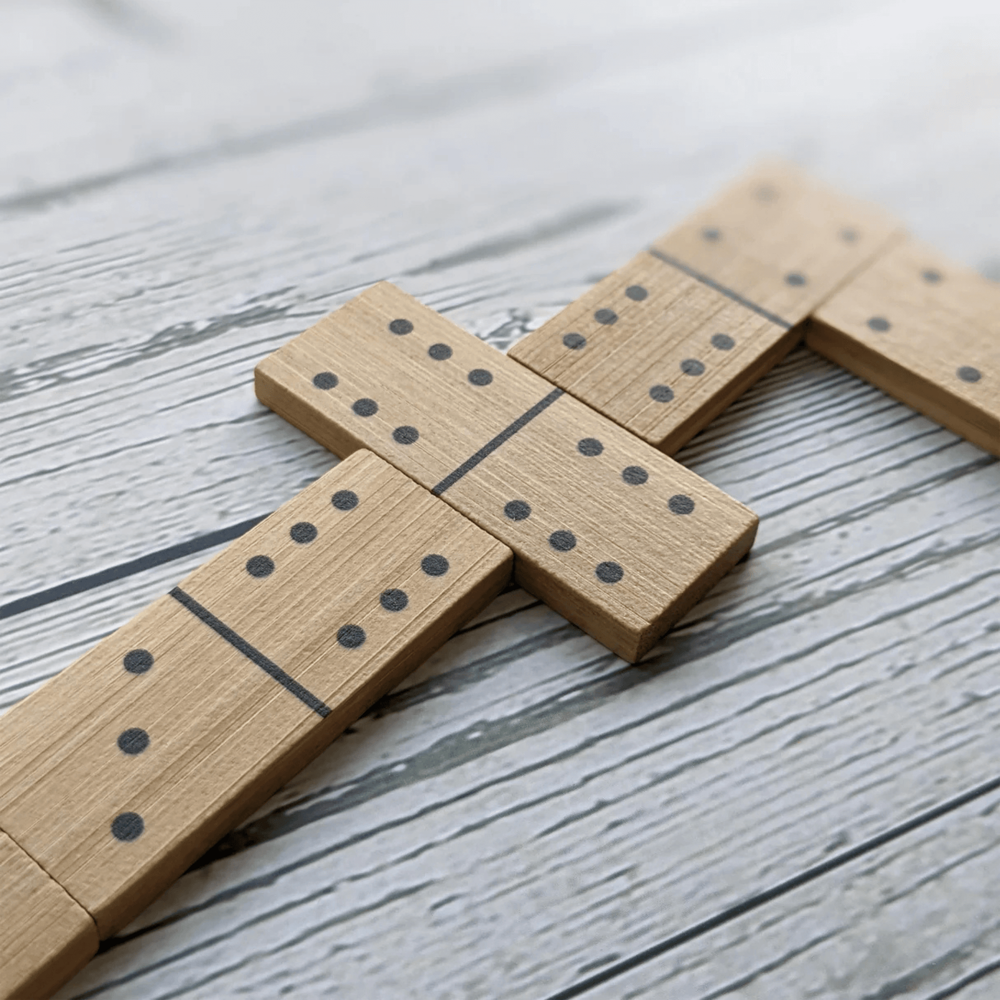 Robert Frederick BAMBOO GAMES - DOMINOES