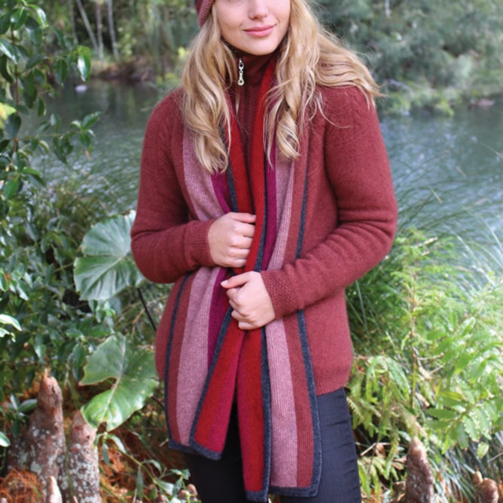 Tempo Scarf by Lothlorian