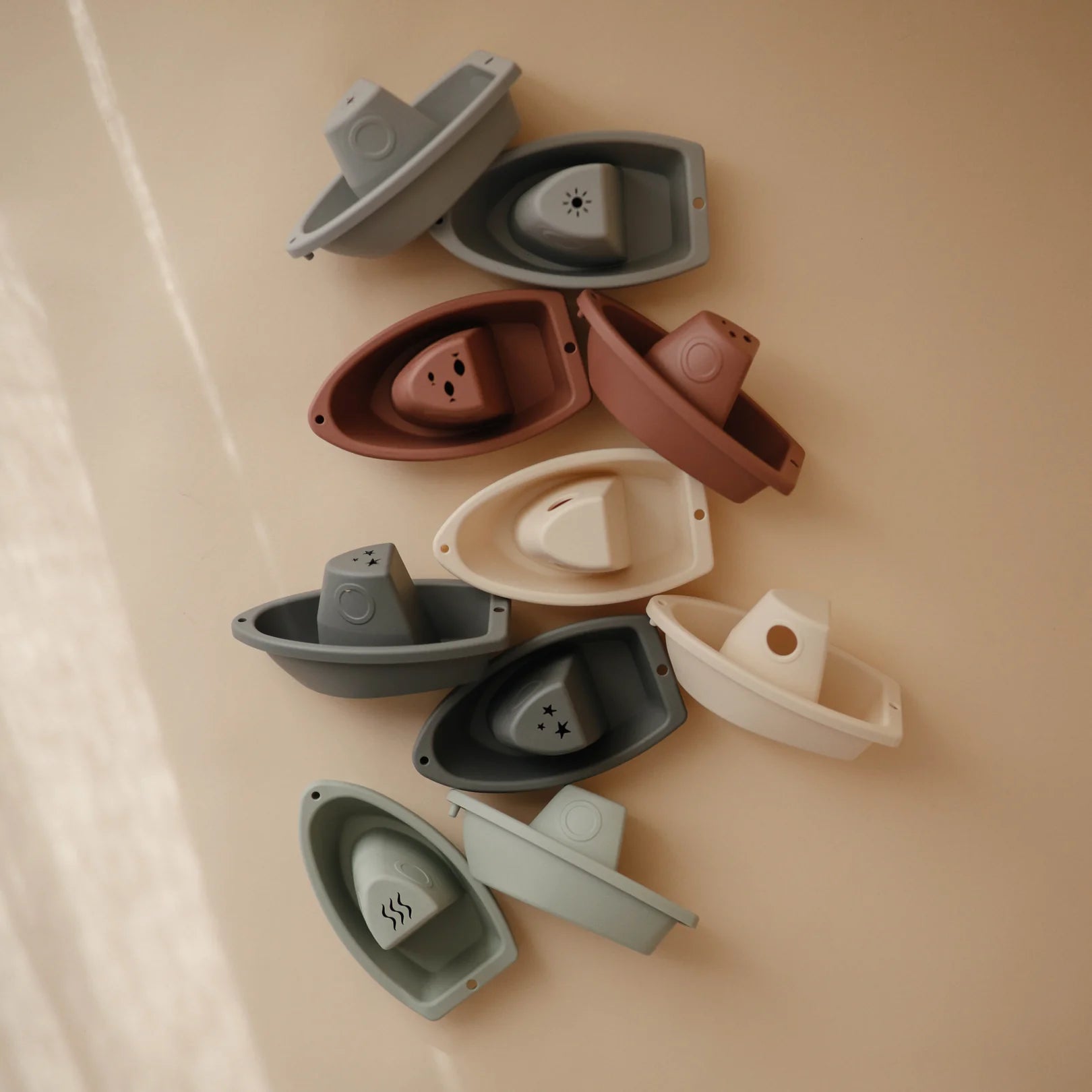 Mushie Toy Bath Boat Set of 5