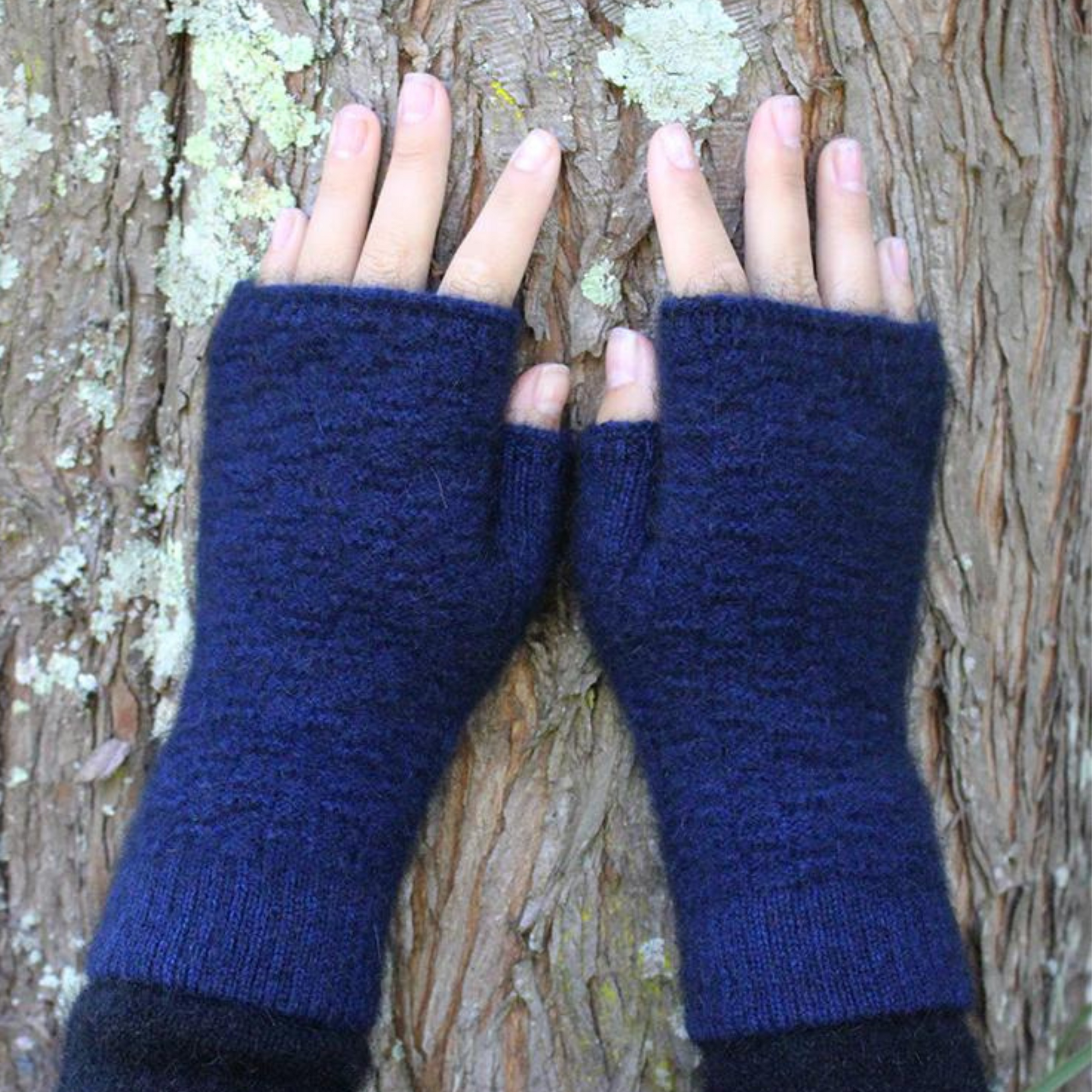 Lothlorian Possum Merino Dash Fingerless Mittens