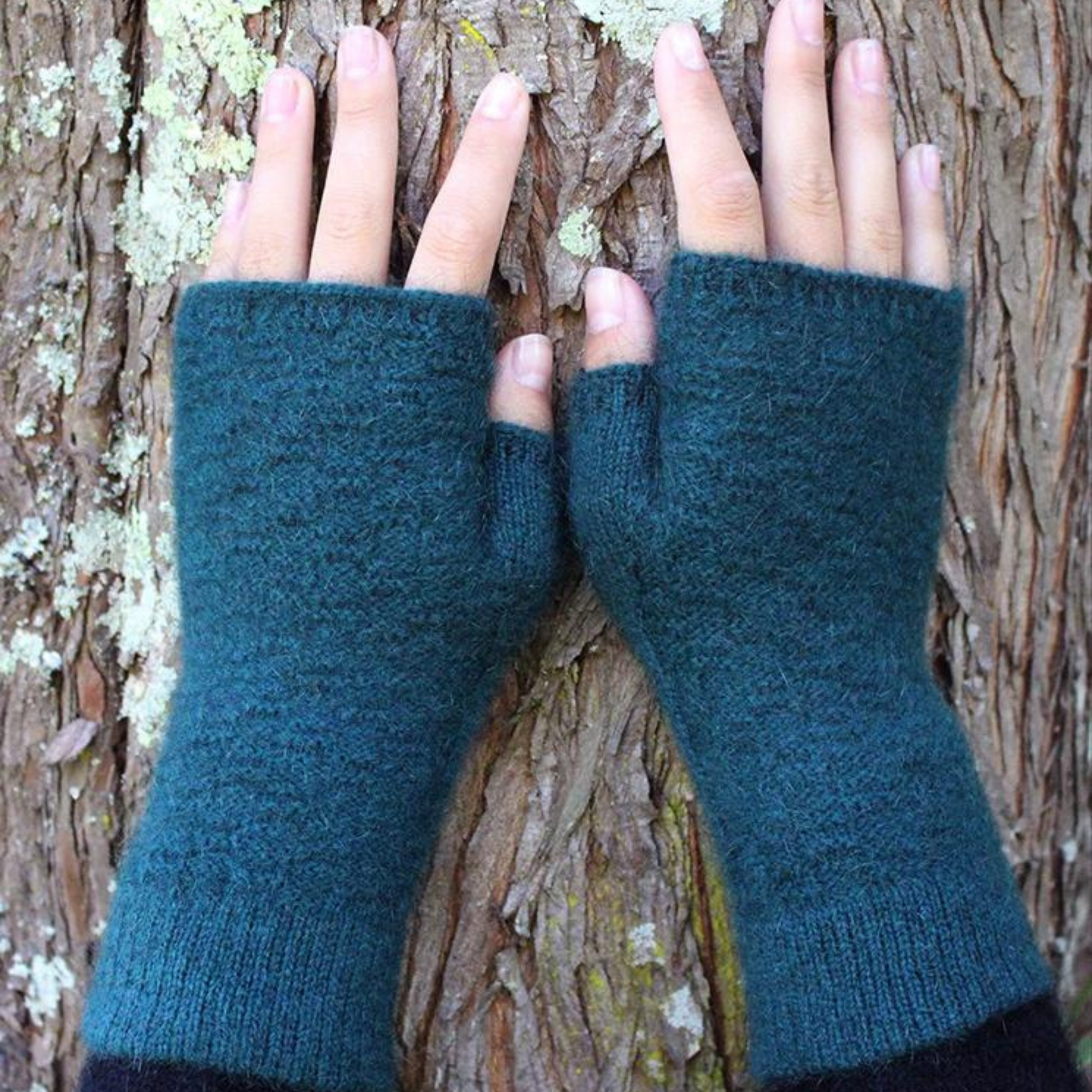 Lothlorian Possum Merino Dash Fingerless Mittens